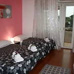 Cornelia Relais